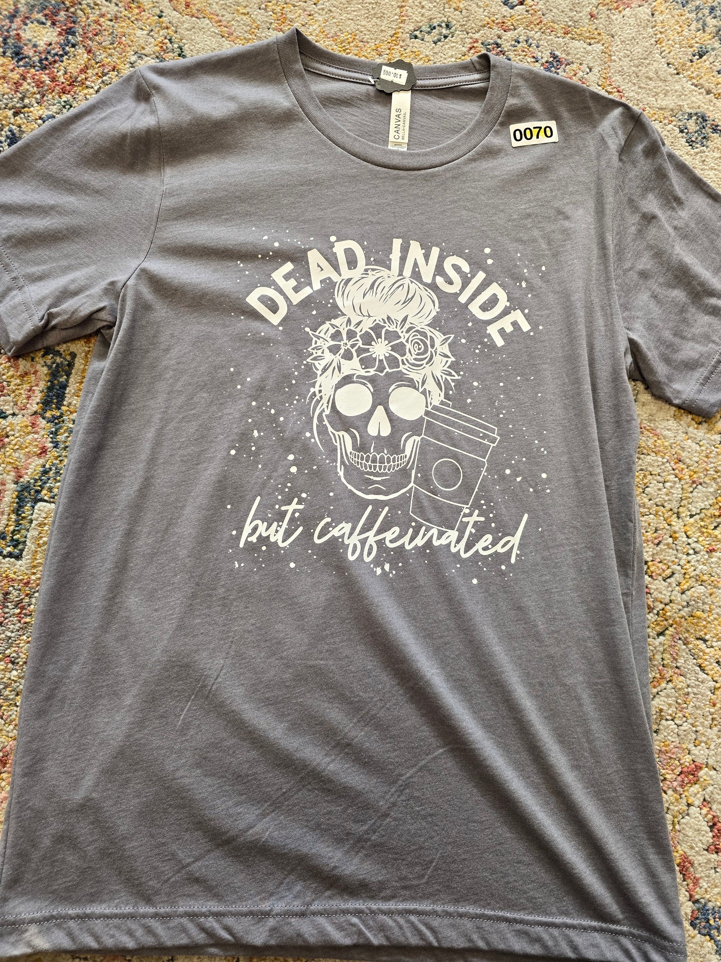 Medium $10 T-shirts